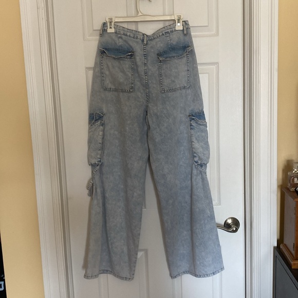 Cargo Jeans - Picture 4 of 4
